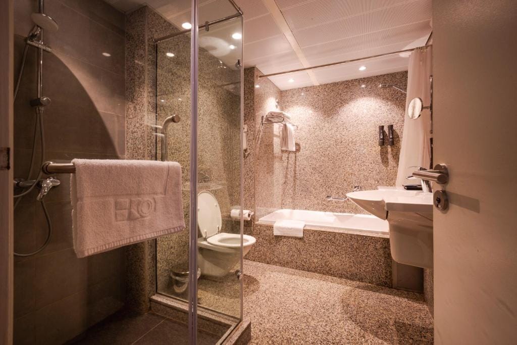 Eko Hotel Suites — 3