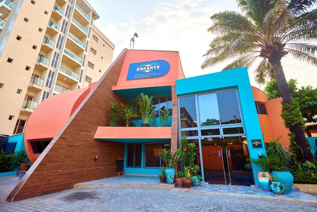 Encanto Lodge — 1