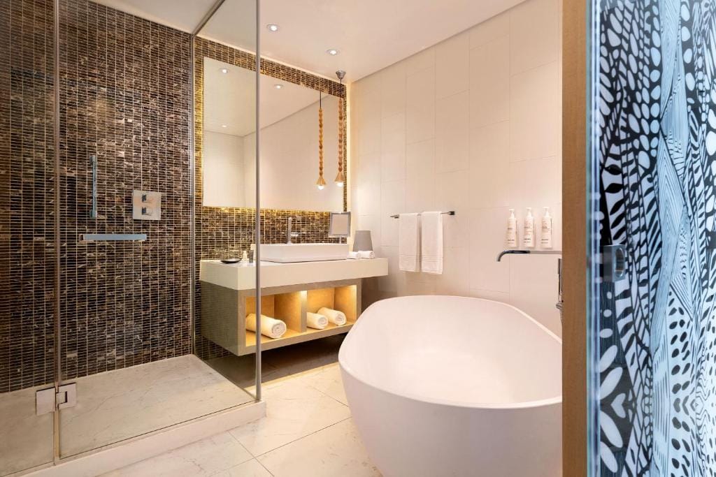 Lagos Marriott Hotel Ikeja — 3