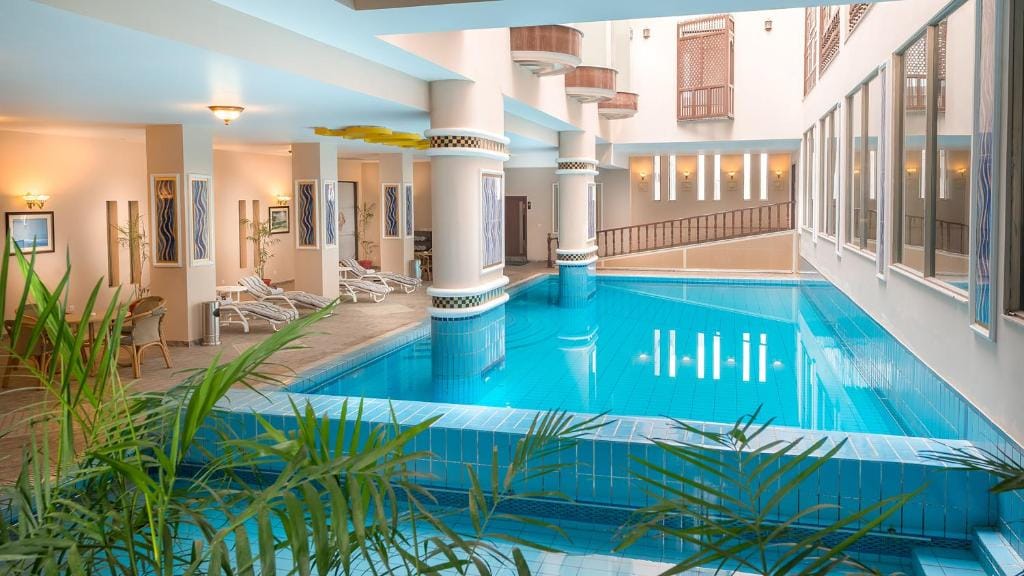 Luxus Grand Hotel — 3