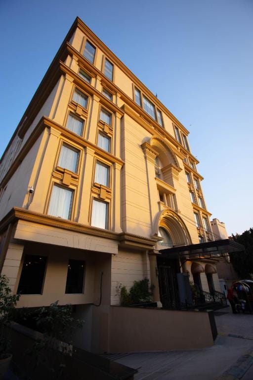 Nine Tree Luxury Hotel & Suites Lahore — 1