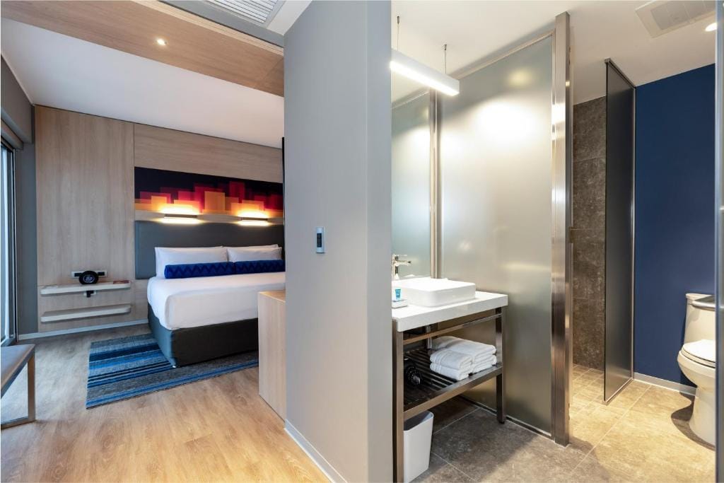 Aloft by Marriott Lima Miraflores — 3
