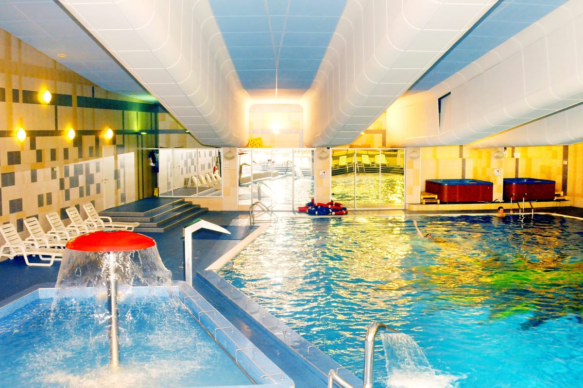 Hotel KOSMOS — 1