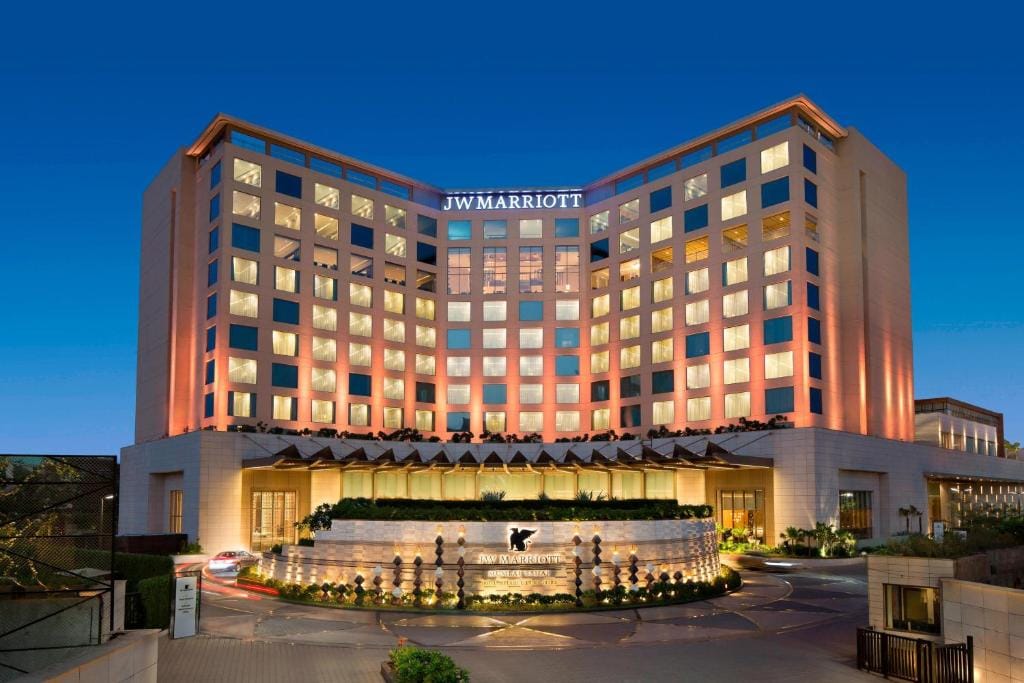 JW Marriott Mumbai Sahar Airport — 1