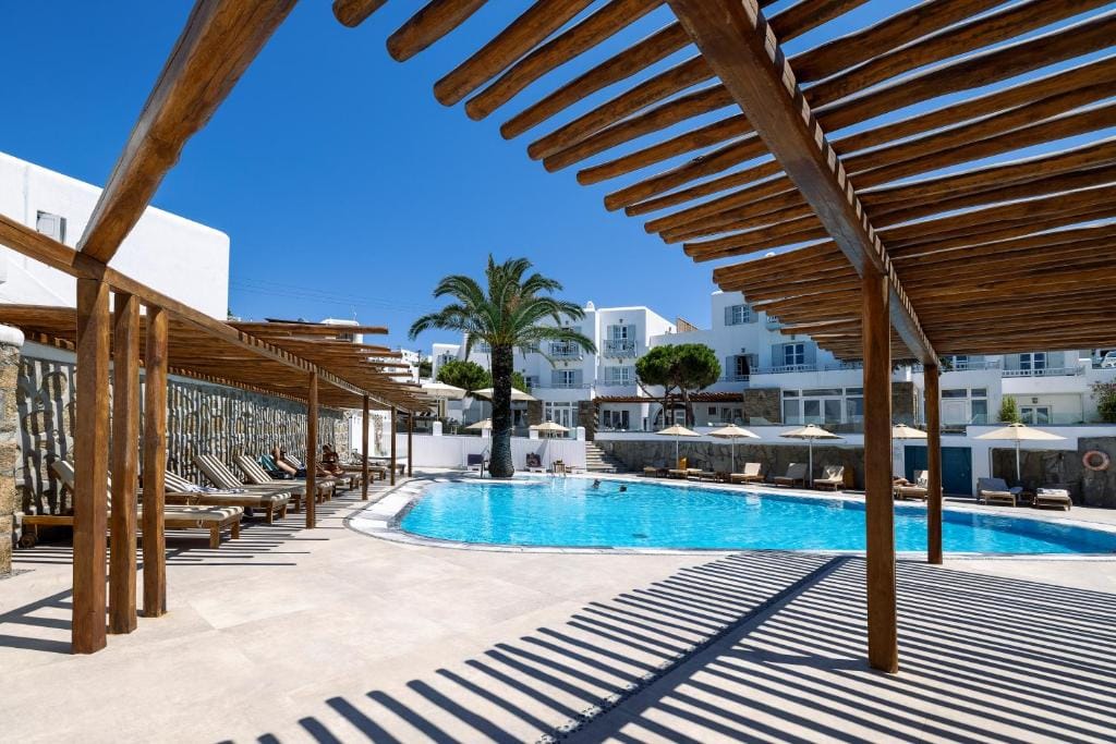 Poseidon Hotel Suites — 4