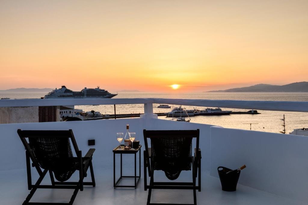 She Mykonos - The Residency — 1