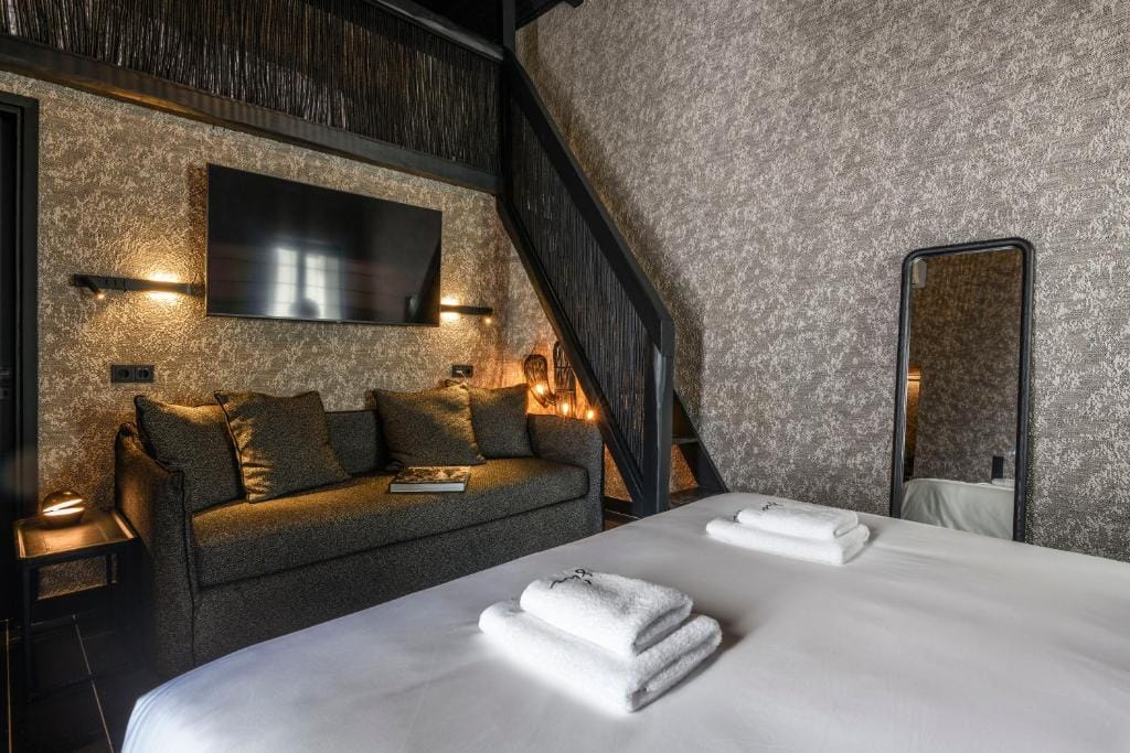 She Mykonos - The Residency — 2