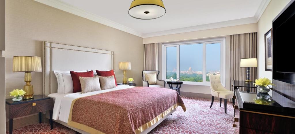 Taj Mahal, New Delhi — 4