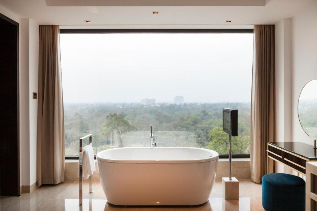 The Oberoi New Delhi — 3