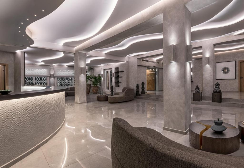 Petinos Hotel — 5
