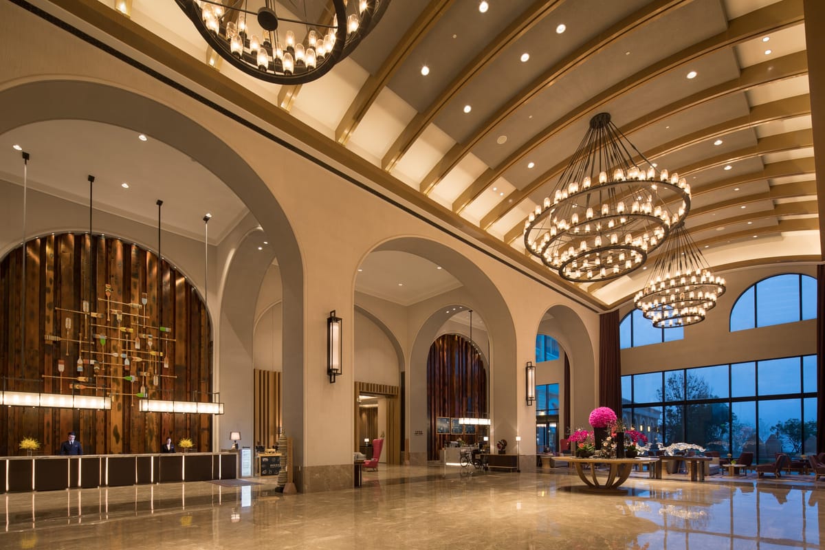Crowne Plaza Qingdaoorientalmoviemetropolis — 1