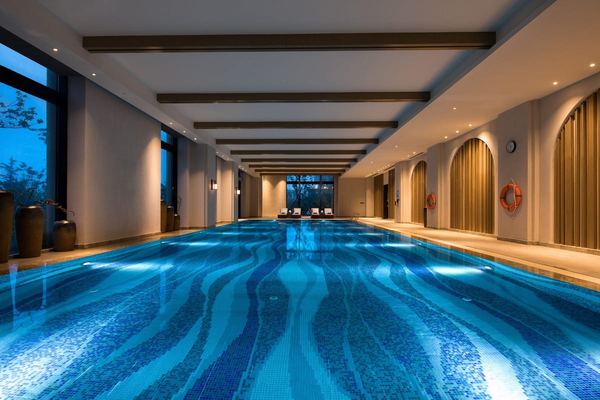 Crowne Plaza Qingdaoorientalmoviemetropolis — 2