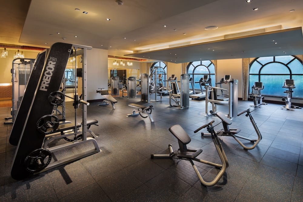 Hilton Qingdao Golden Beach — 4