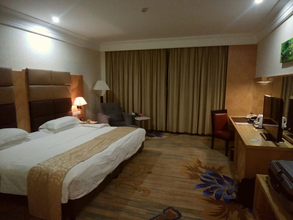 SEA Party Hotel Laixi China — 3