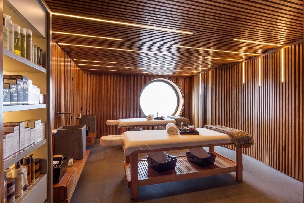 Hotel Unique — 4