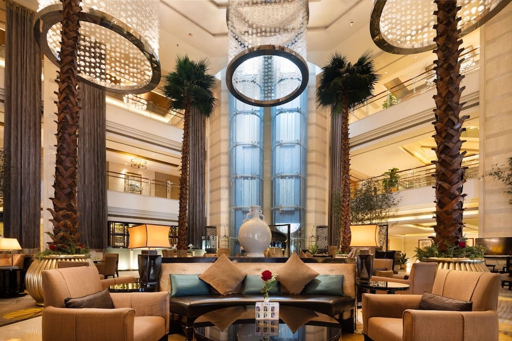 Baolilai International Hotel — 3