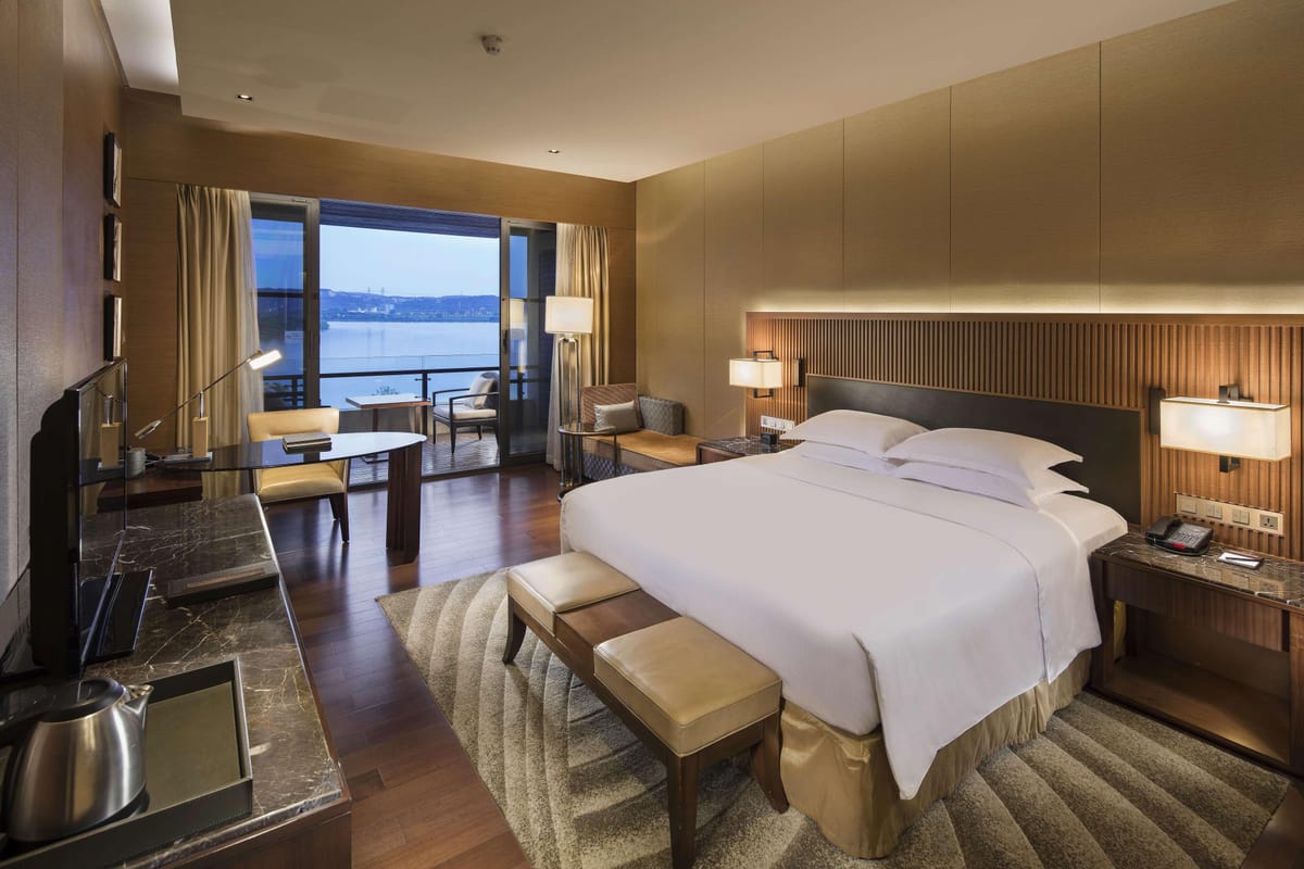 Hilton Wuhan Optics Valley — 2