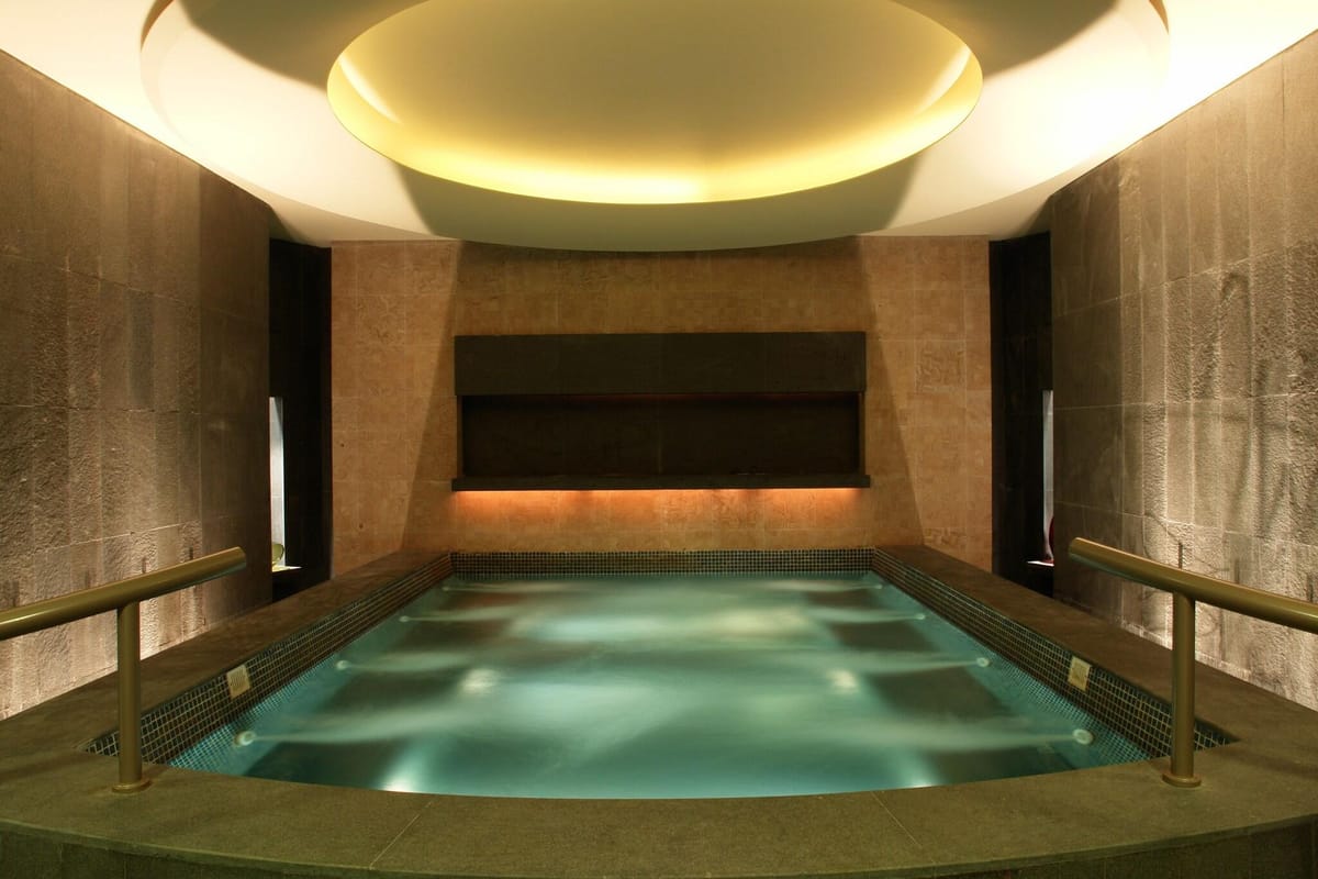 Renaissance Wuhan Hotel — 1