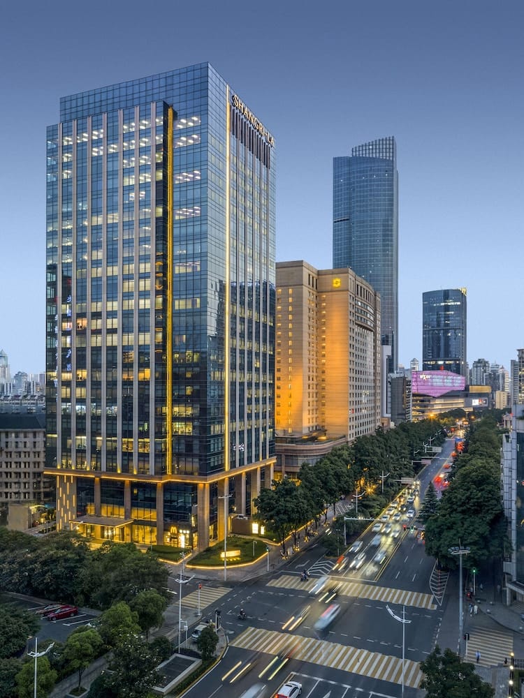 Shangri-La Hotel, Wuhan — 1