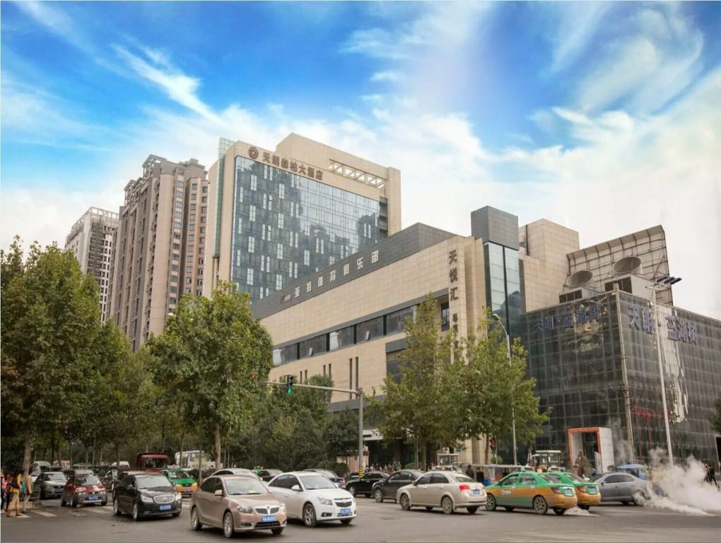 Titan Central Park Hotel — 3