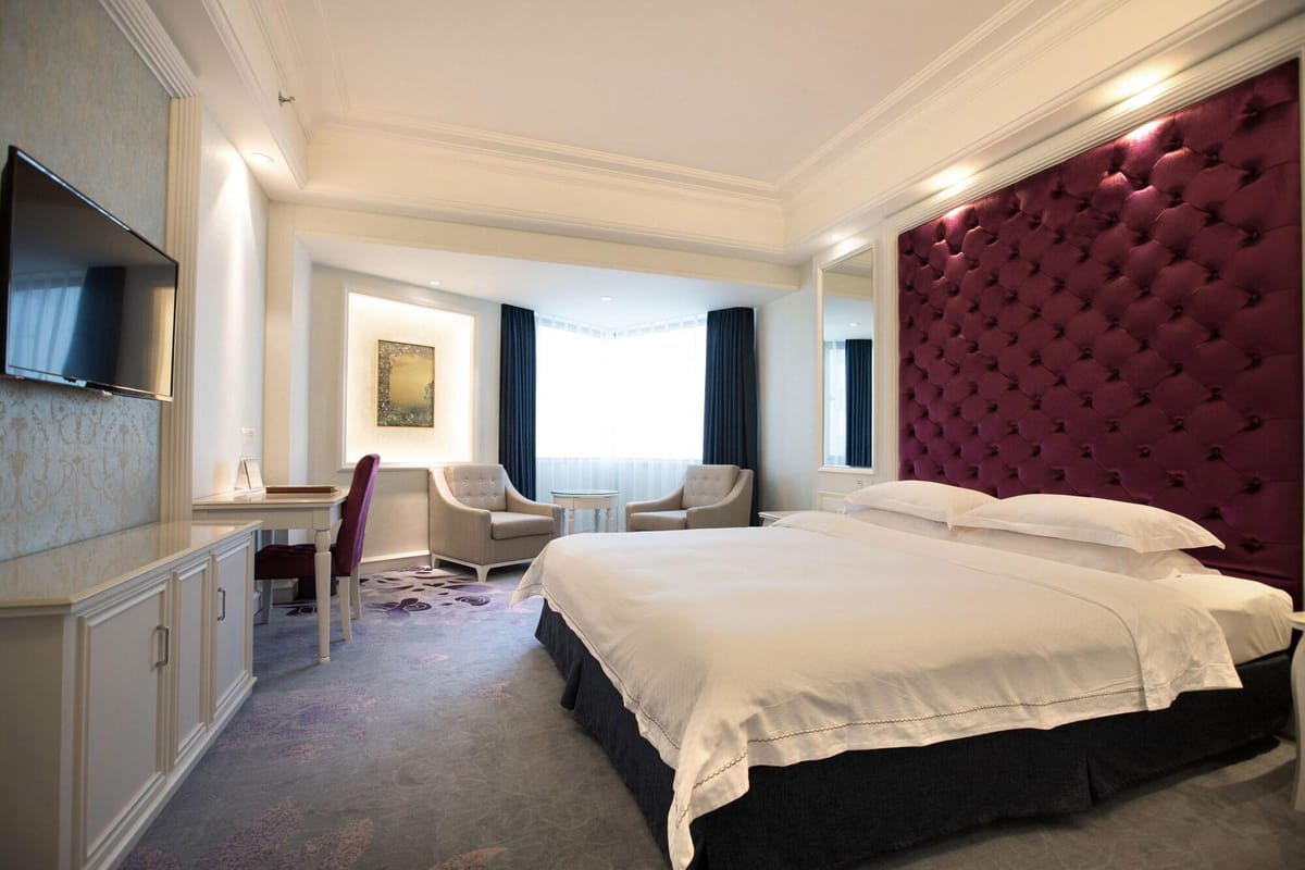 Pan Tower International Hotel — 4
