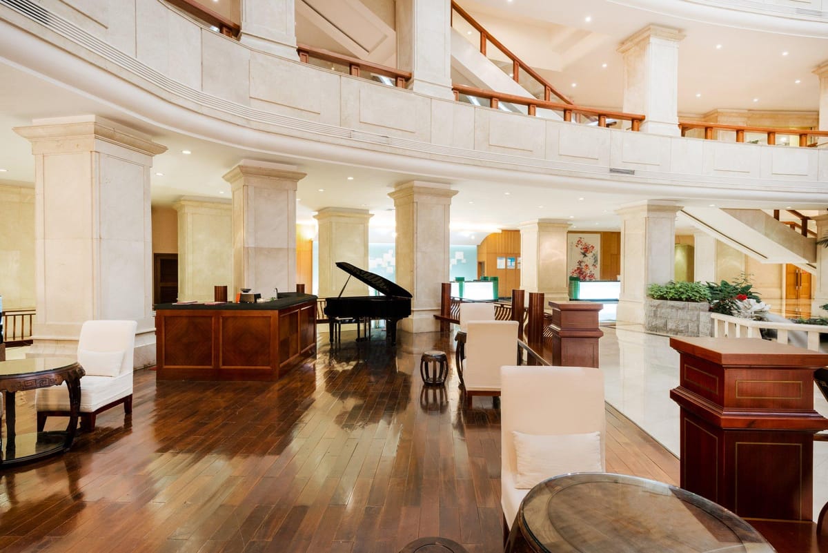 Crowne Plaza Zhanjiang — 2