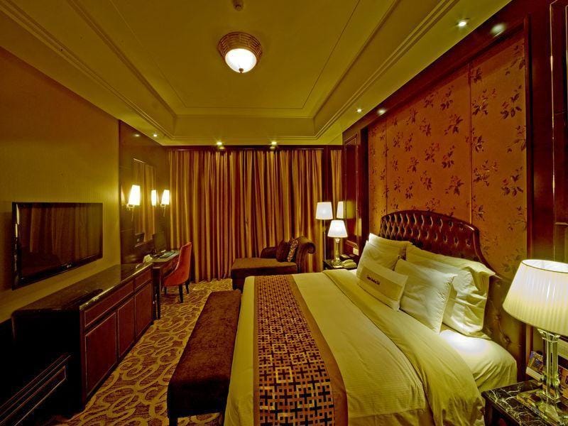 Qingyuan International Hotel — 5
