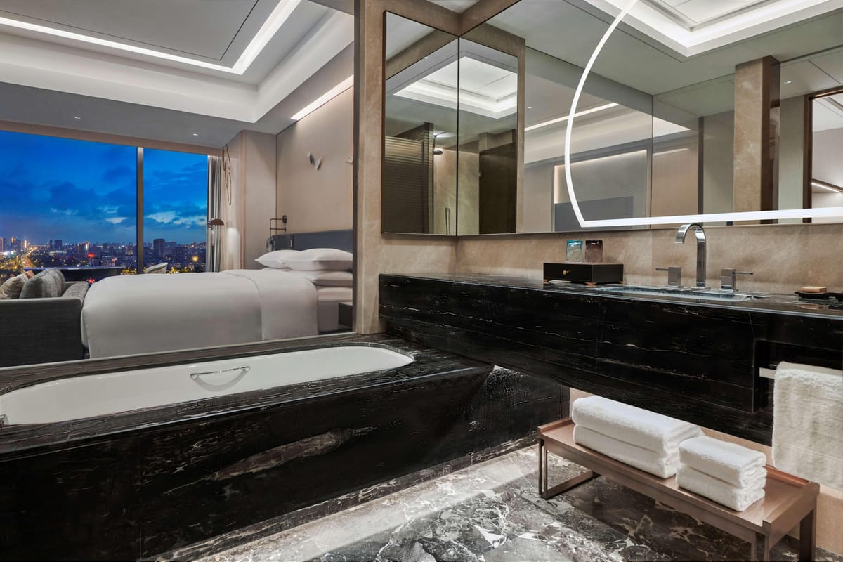 Hilton Yancheng — 2