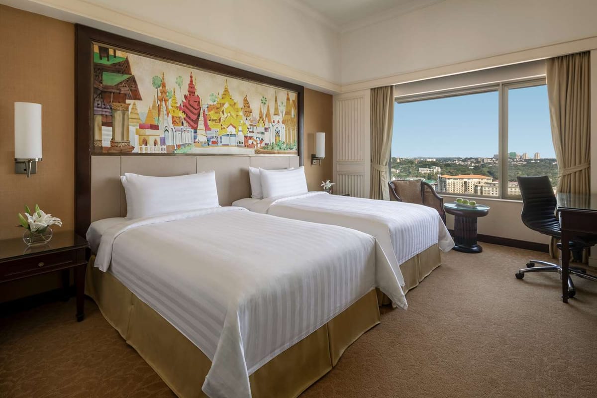 Sule Shangri-La, Yangon — 3